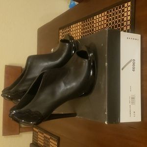 Trouvé High Heels Black 9.5